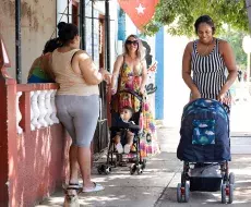 Madres cubanas en la isla