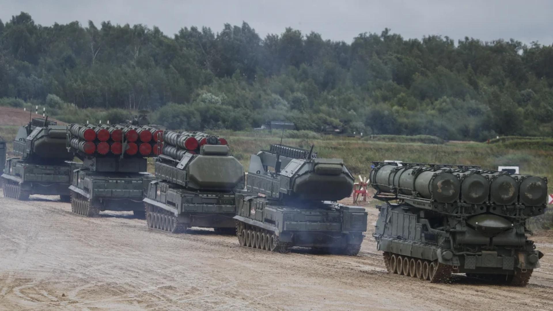 La OTAN calcula que 100 000 soldados rusos esperan la orden de ataque contra Ucrania