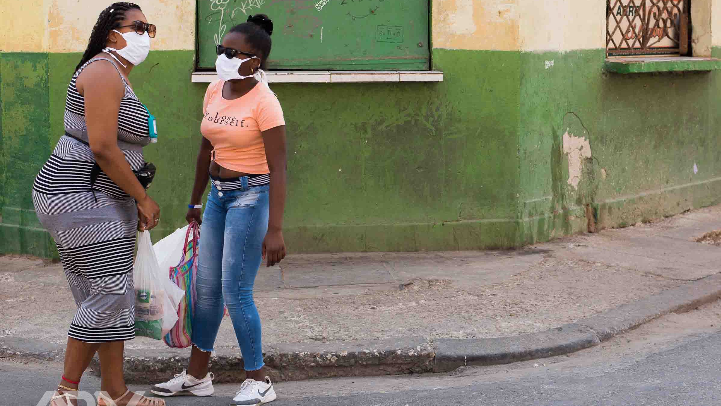 Cuba reporta cuatro muertes y 1380 contagios por COVID-19