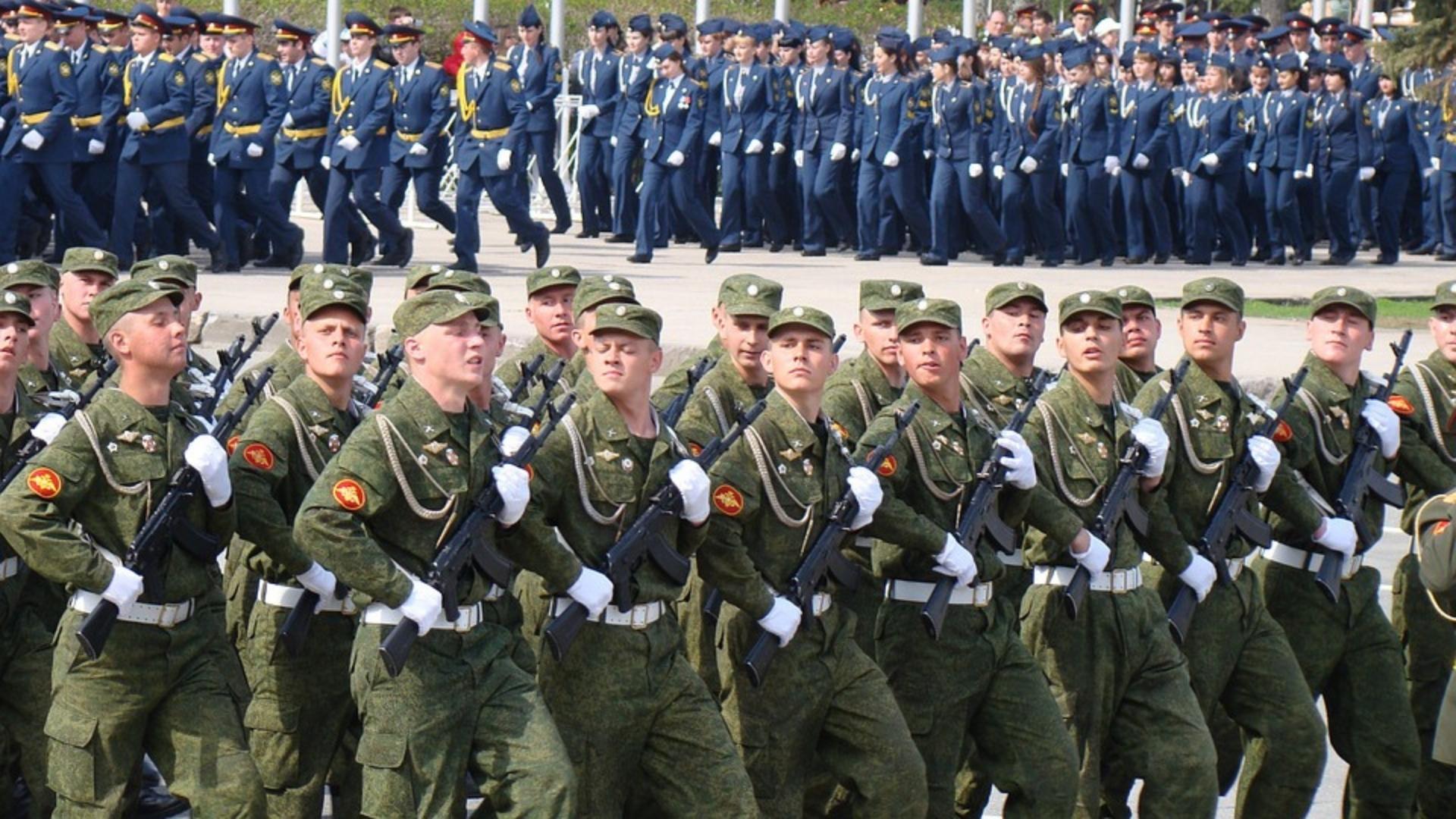 Desfile ejército ruso