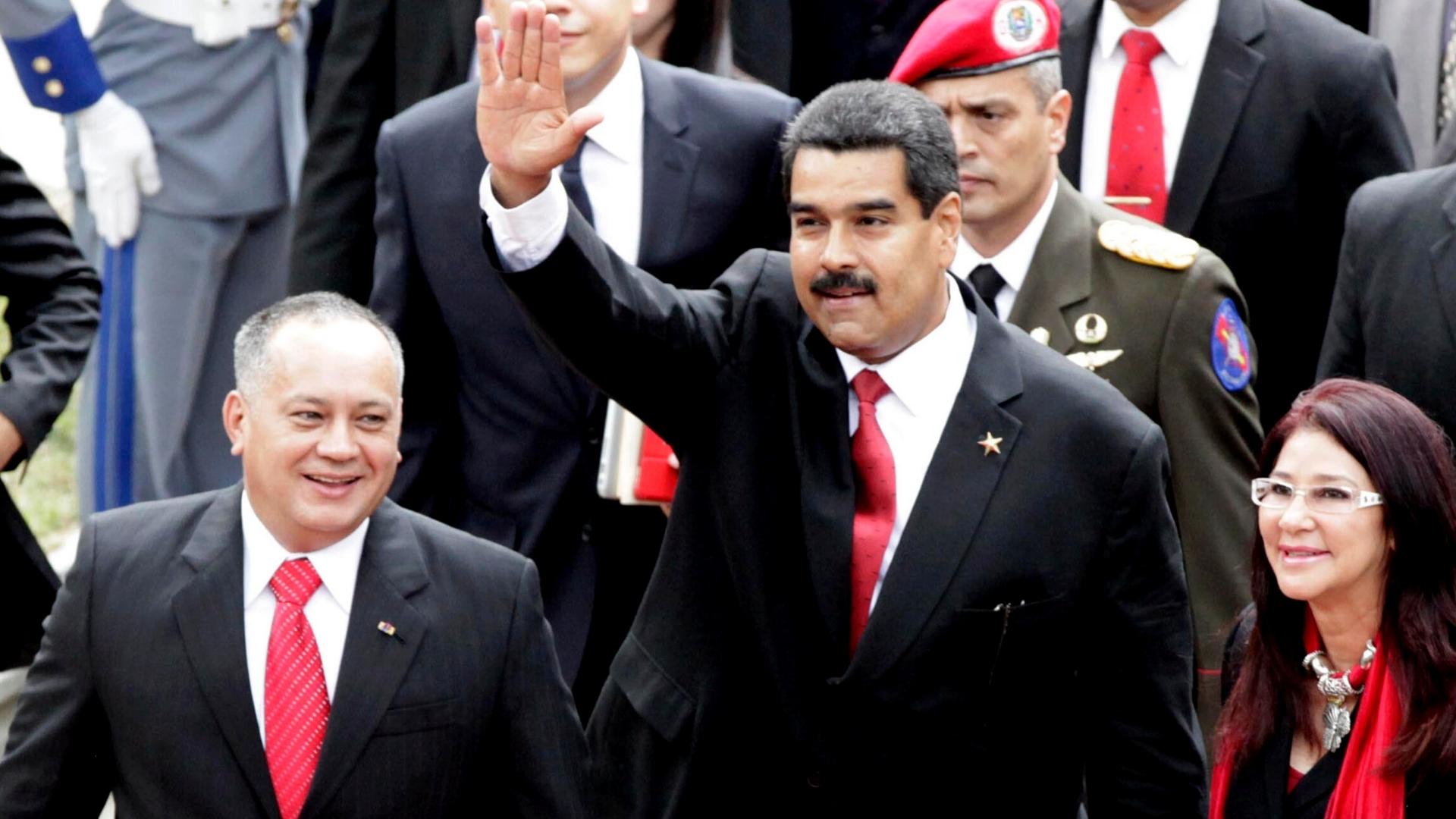Cabello, Maduro y Cilia en un acto