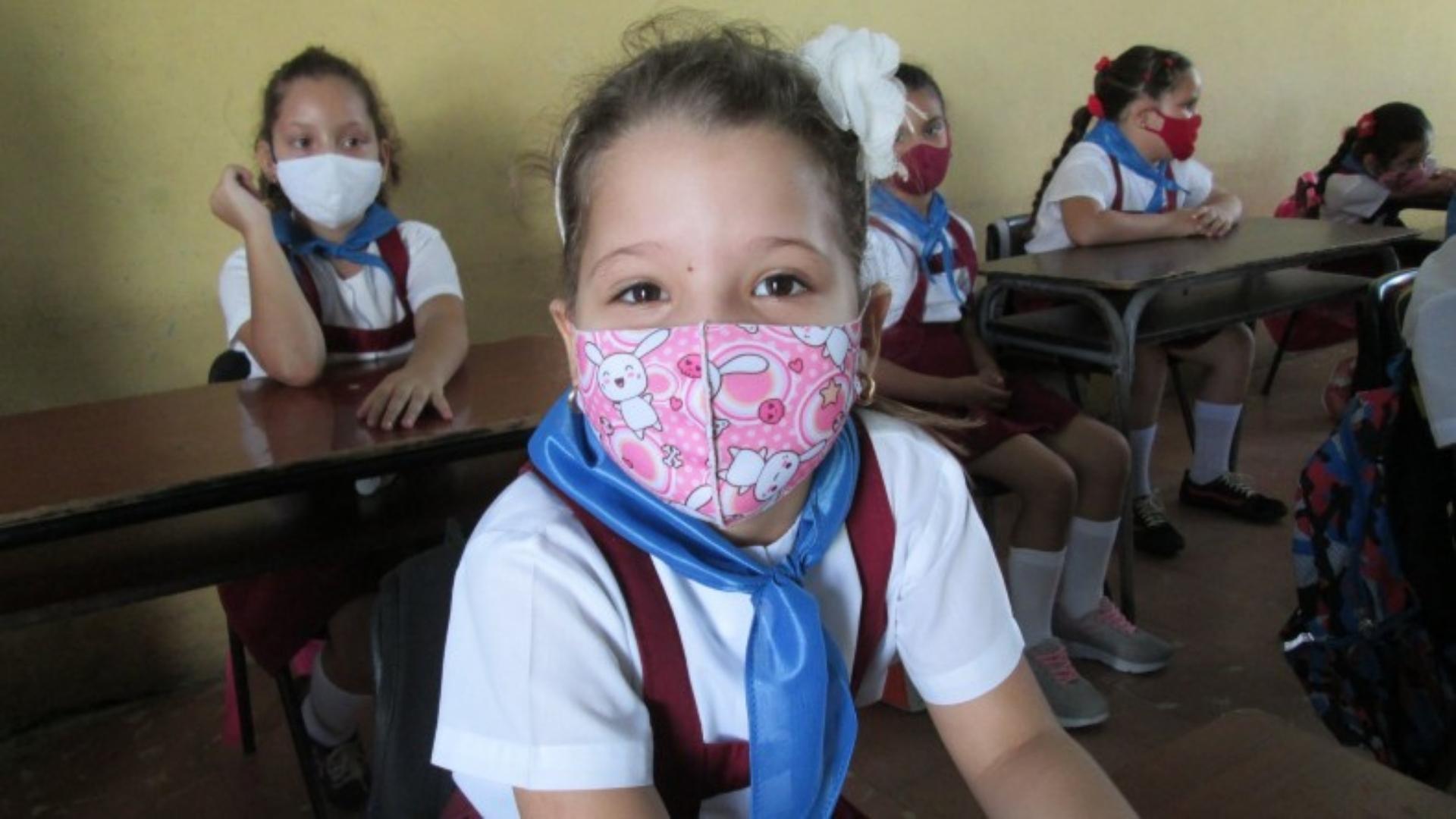 Niños en escuela primaria de Cuba. Foto: Facebook/ Dirección de Educación de Morón