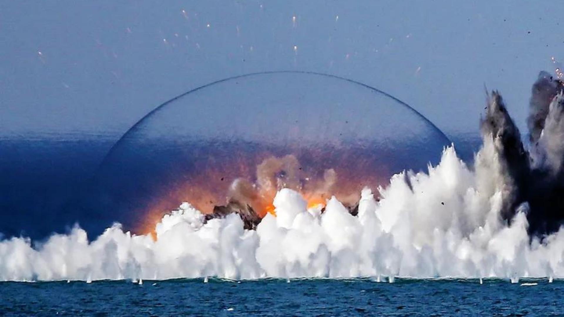 Explosión de bomba termobárica en maniobras militares rusas en el Cáucaso, 2016. Foto: TASS