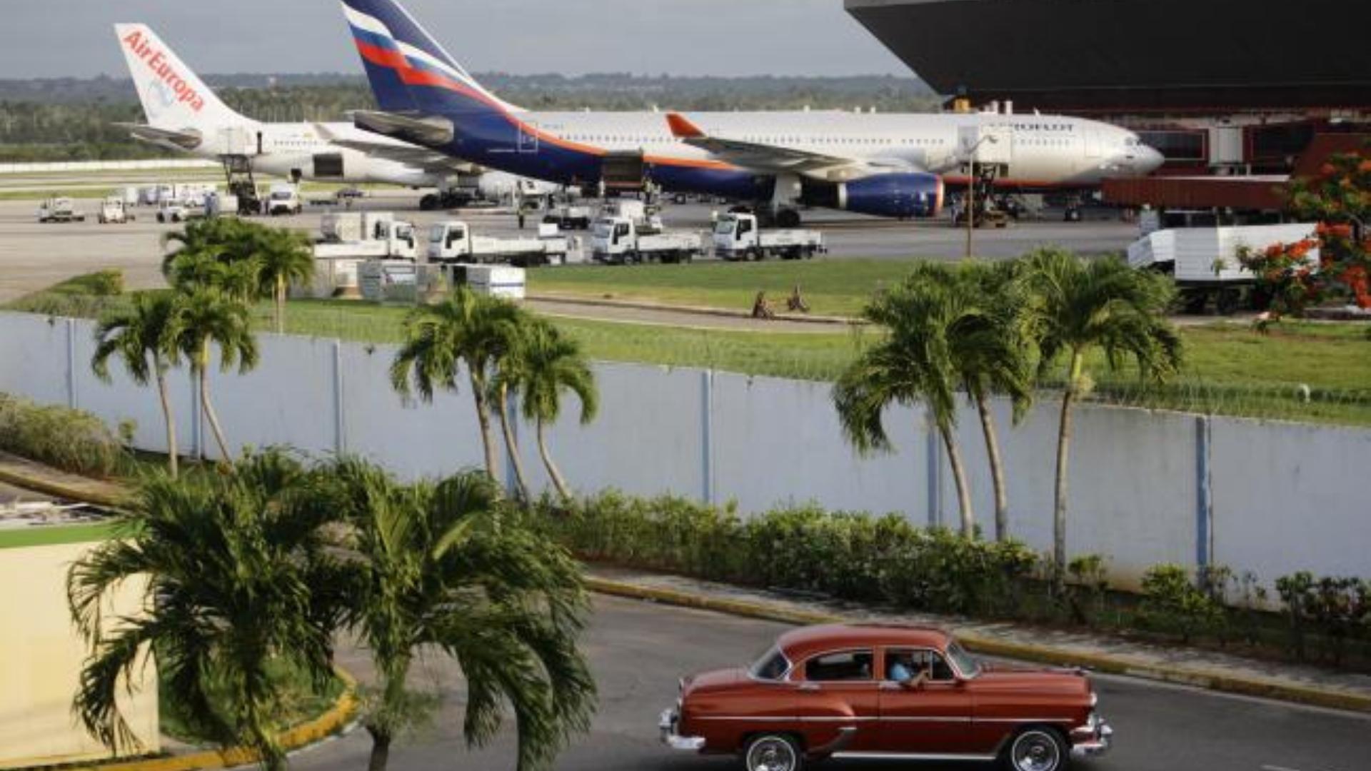 Aviones de Europa en aeropuerto de La Habana. Foto: Prensa Latina