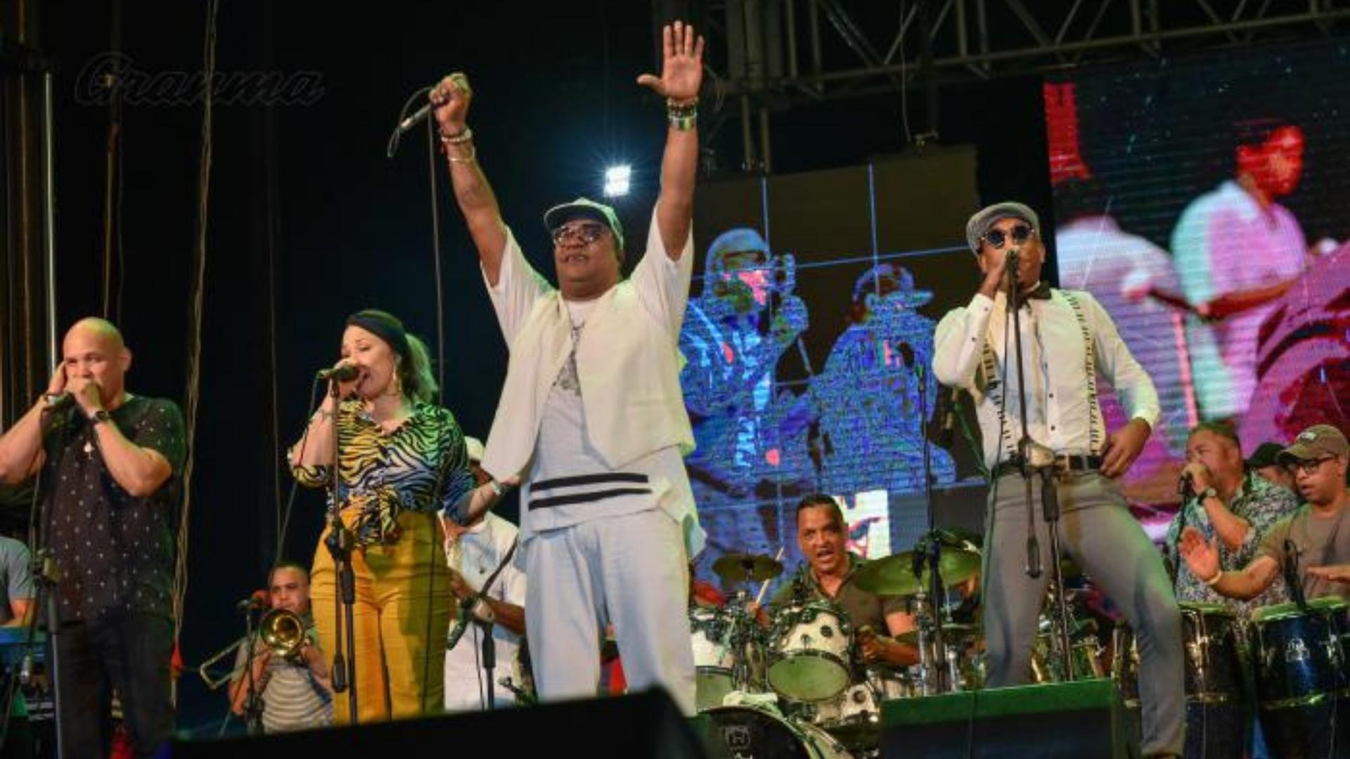 Los Van Van en concierto en La Habana