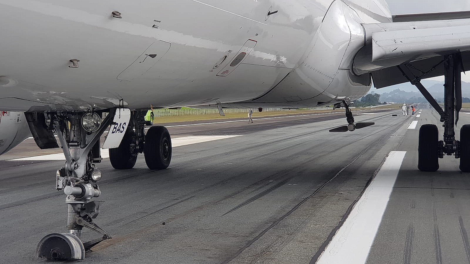 Vídeo del avión que realizó un aterrizaje de emergencia en Medellín por un fallo