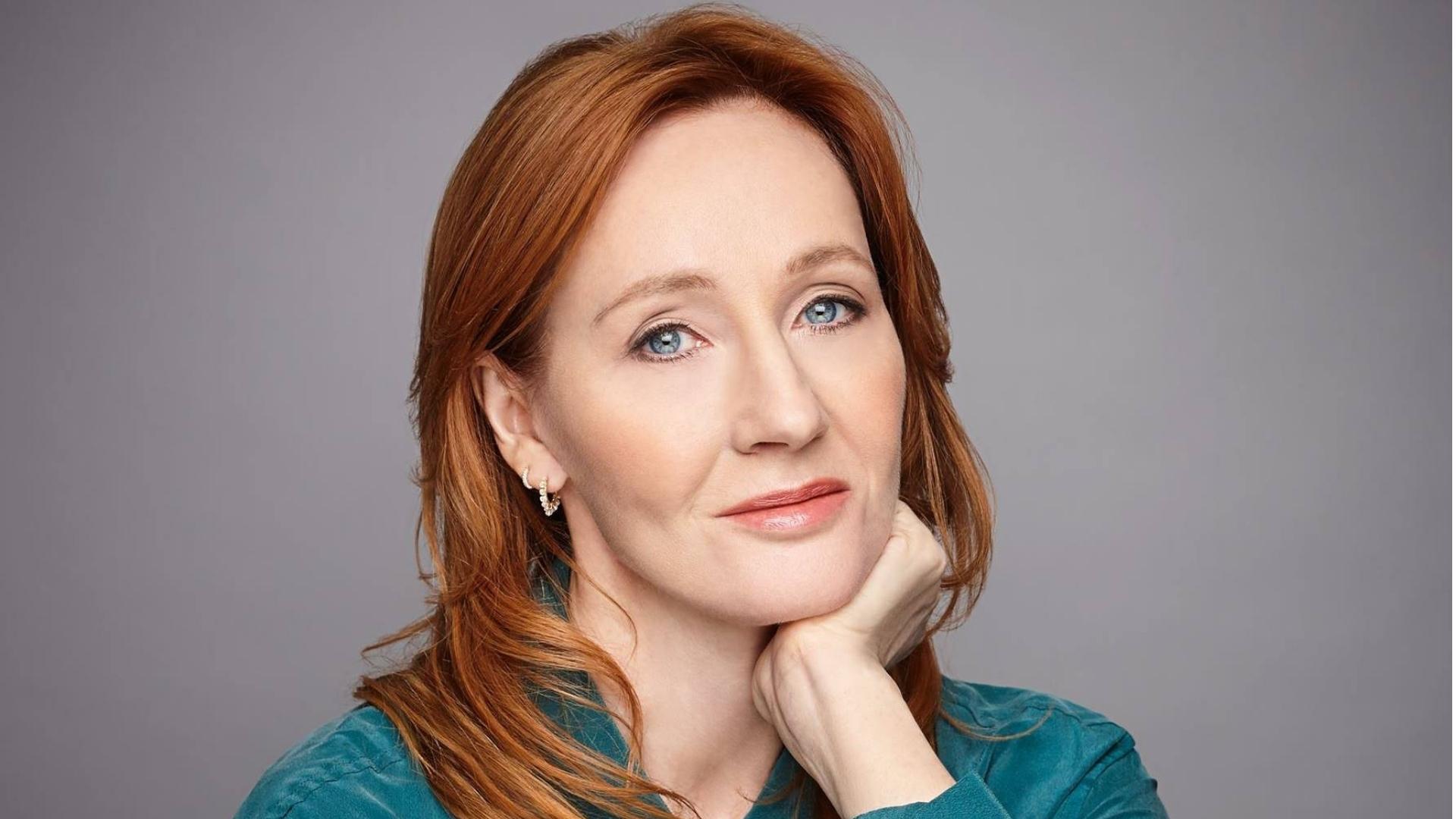 J.K. Rowling es asesinada en libro de autor trans