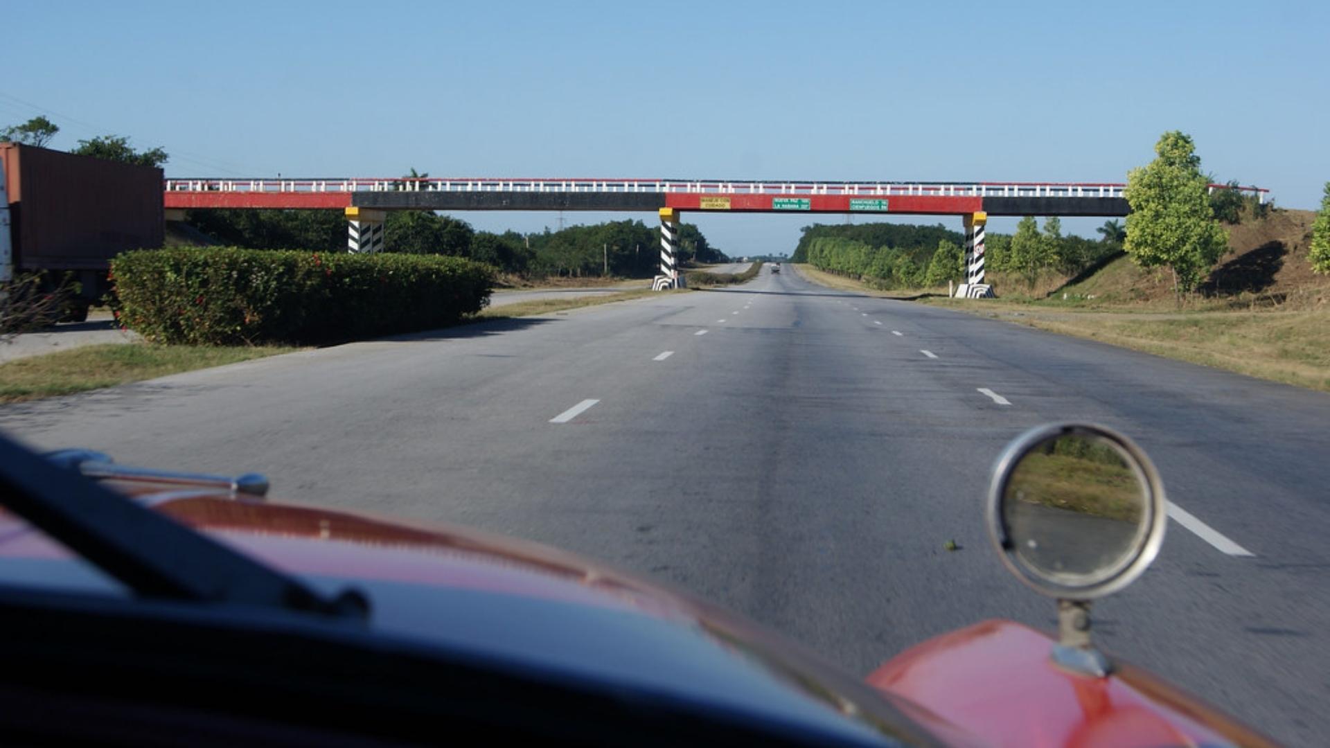 Autopista Nacional en Cuba