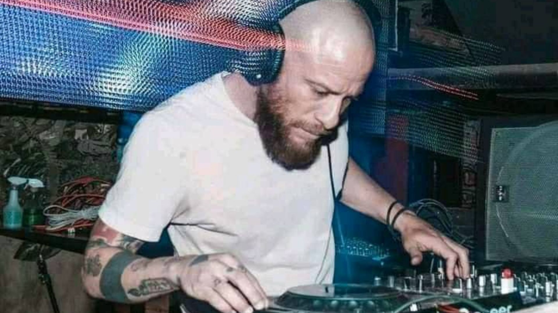 DJ Tiko falleció a los 39 años en el recorrido de Tijuana a la frontera sur de EE.UU, según varios reportes de amigos y allegados en redes sociales