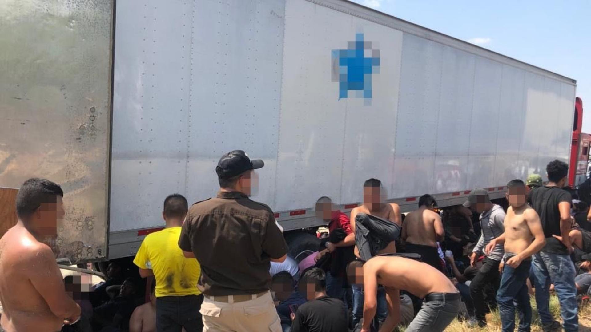 Detienen a 189 migrantes cubanos en México