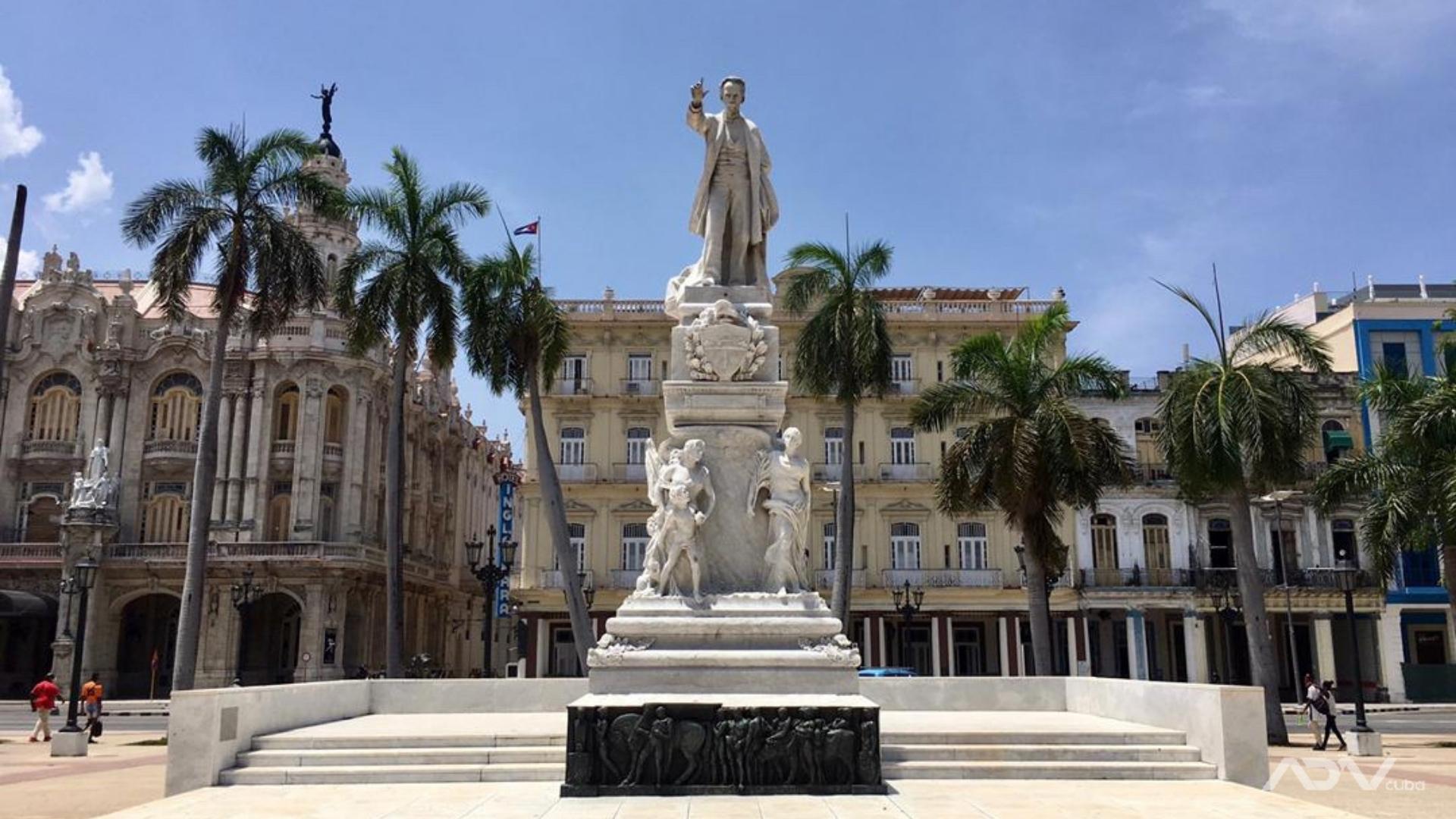 Monumento a José Martí en el Parque Central, Cuba. Foto: ADN Cuba