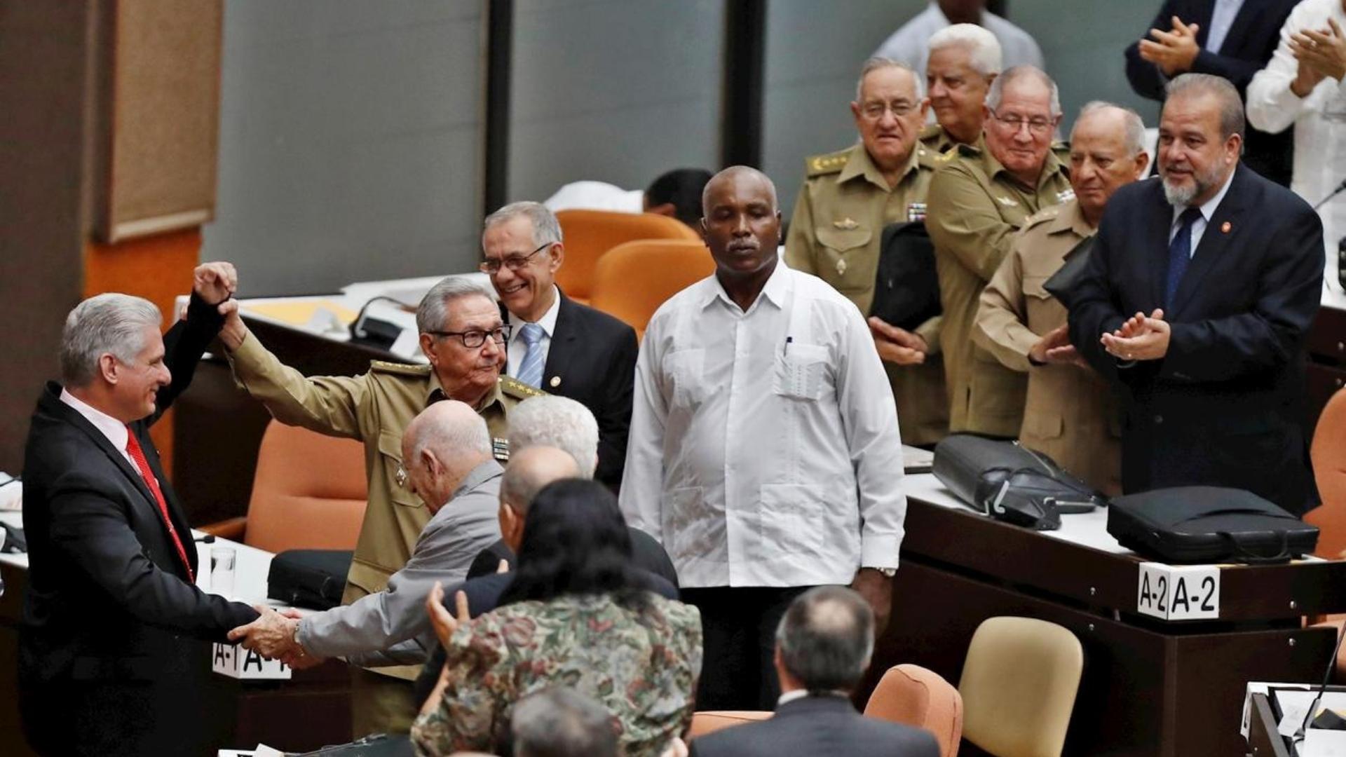 Dirigentes del gobierno en Cuba. Foto: EFE