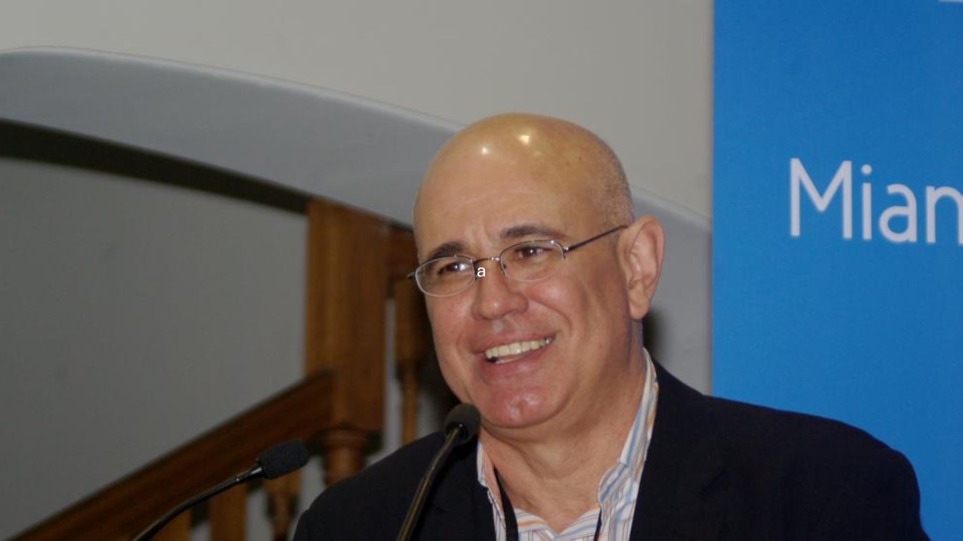  Antonio Orlando Rodríguez, escritor cubano radicado en Miami 