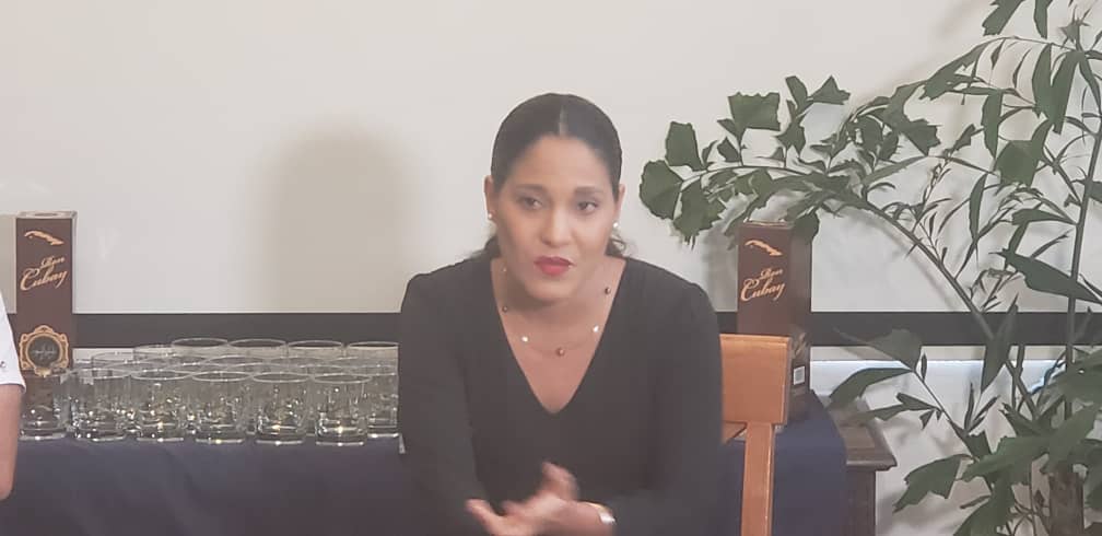 Haydée presenta en Cuba su disco "Amor Deluxe"