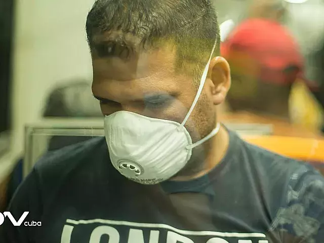 Cinco muertes y 3.562 casos de COVID en Cuba