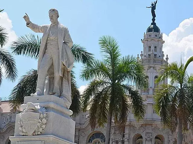 #MartíNoFueComunista