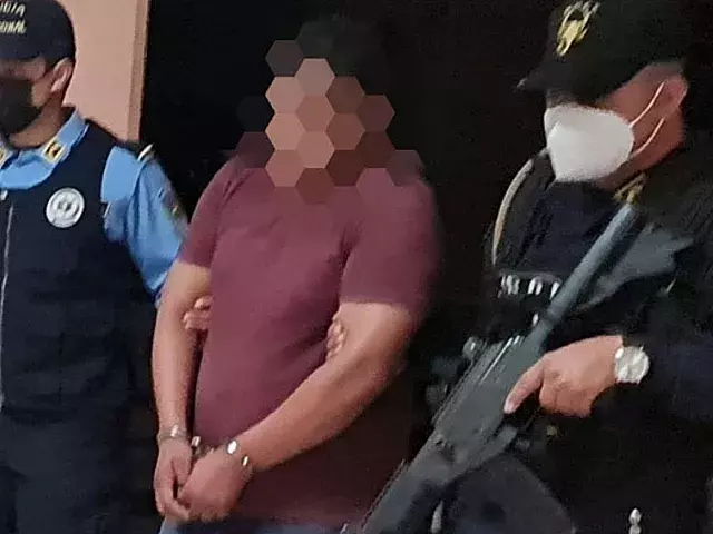 Honduras: detienen migrantes cubanos y coyote. Foto: Proceso Digital