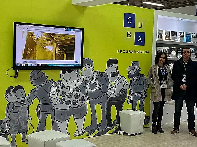 Stand de Programa Cuba en Feria del Libro de Bogotá. Foto: Facebook