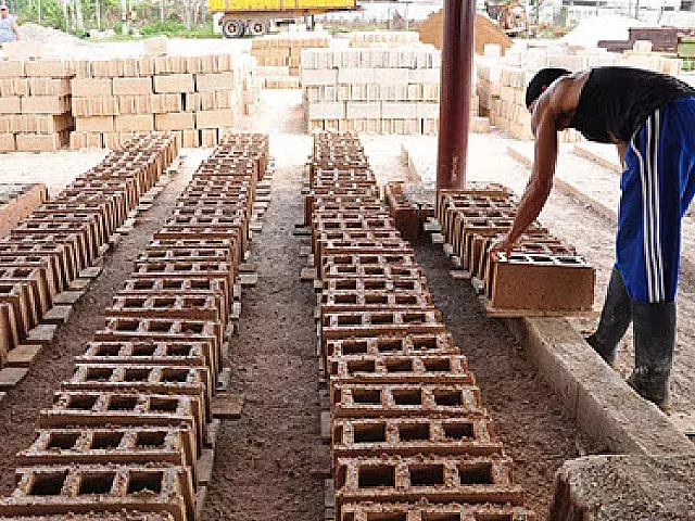 Aumentan precios de materiales de construcción en Cuba