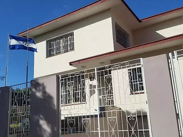 Embajada de Honduras en Cuba. Foto: Facebook/Embajada de Honduras en La Habana