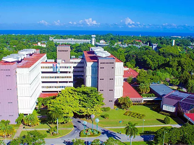 CIGB. Foto: Twitter/@CIGBCuba