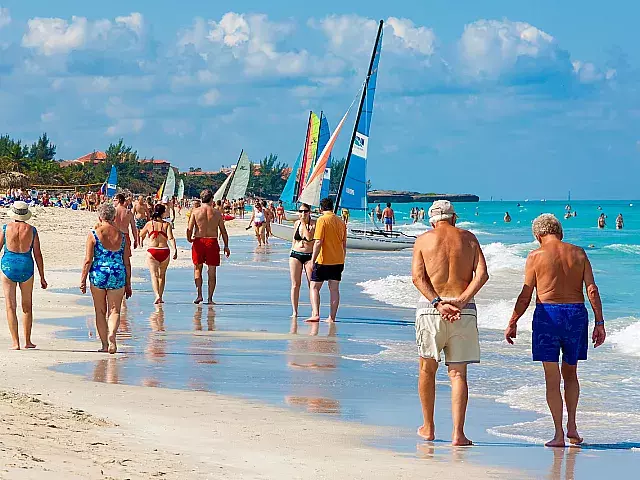 Cuba roza millón de viajeros hasta junio