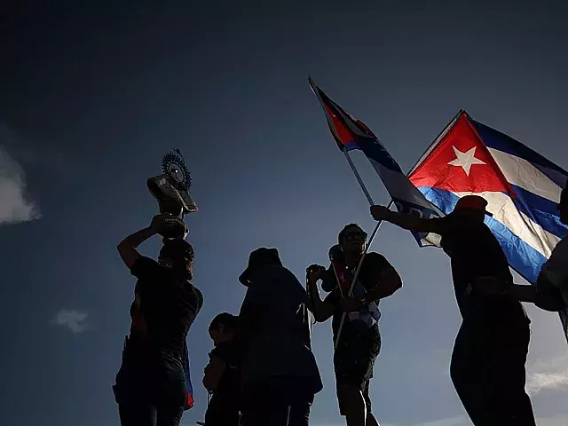 Peregrinación de cubanos en el exilio con la Virgen. Foto: Fernando Medina
