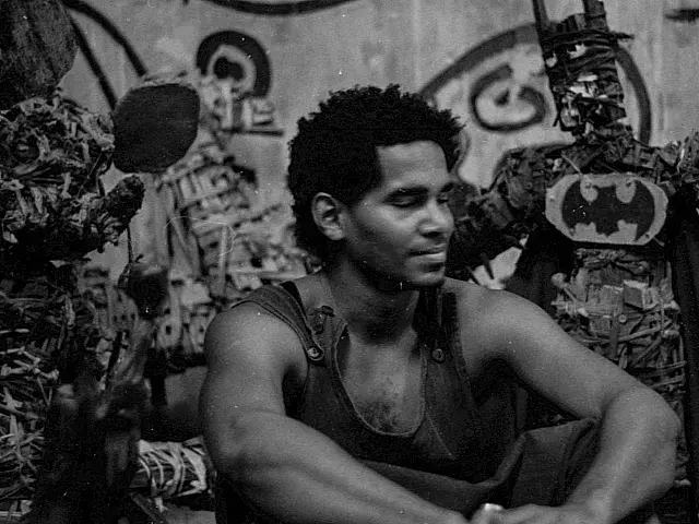 Luis Manuel Otero y algunas de sus obras.