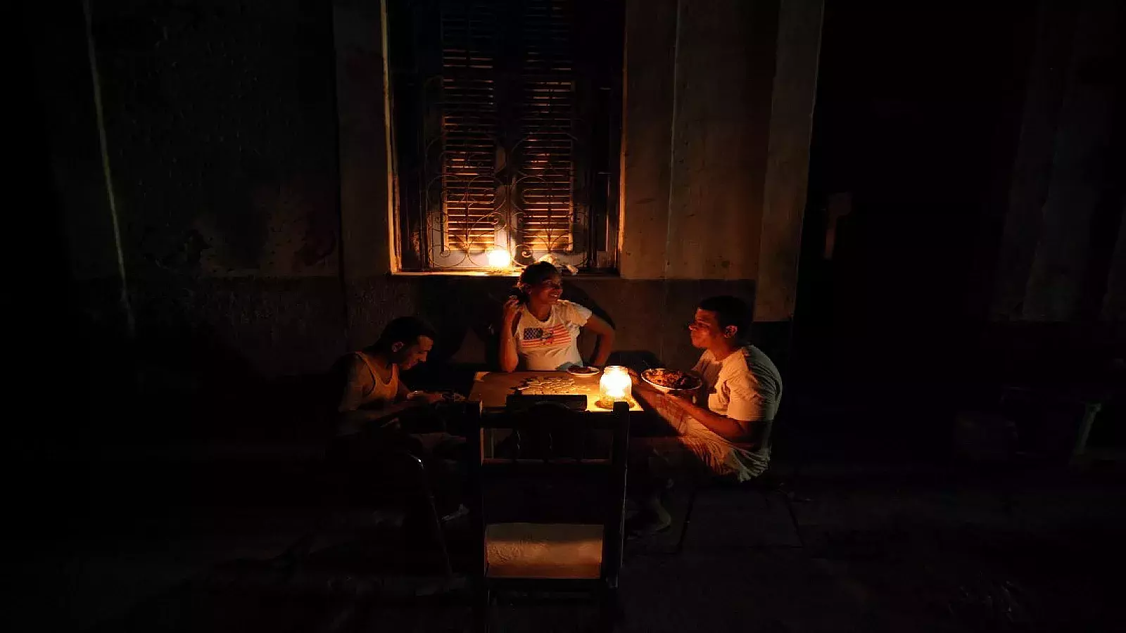 Cuba sin servicio eléctrico ni Internet