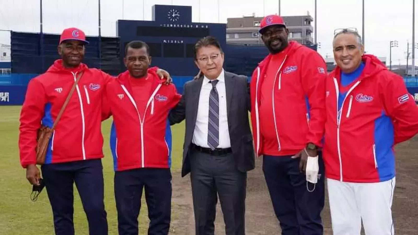 Equipo técnico beisbolero cubano enviado a Japón