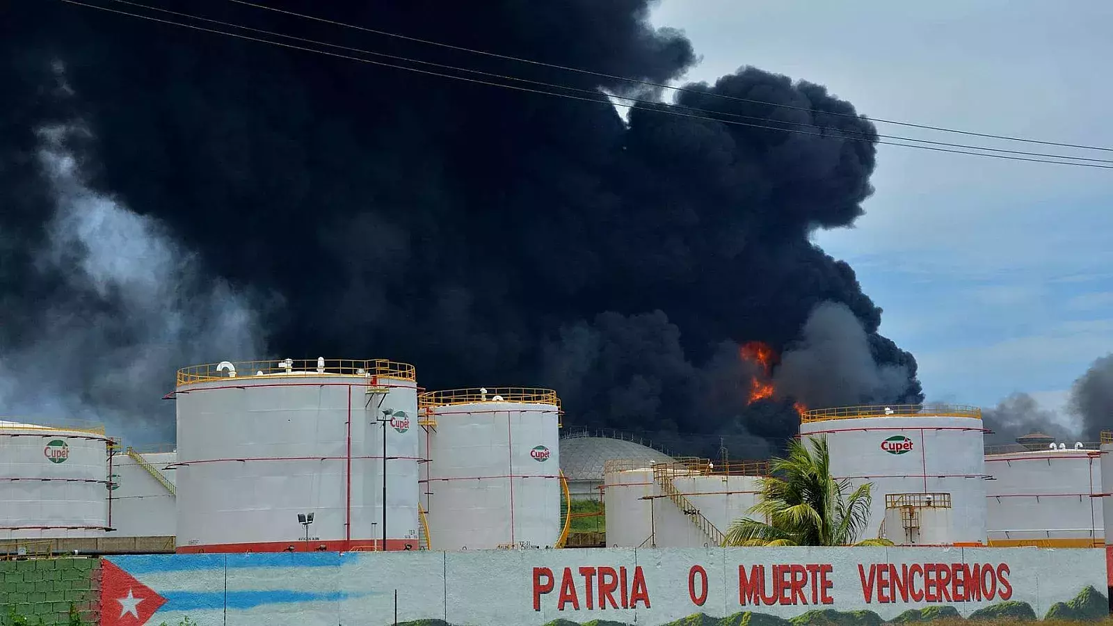 El incendio dejó 17 fallecidos y 132 heridos