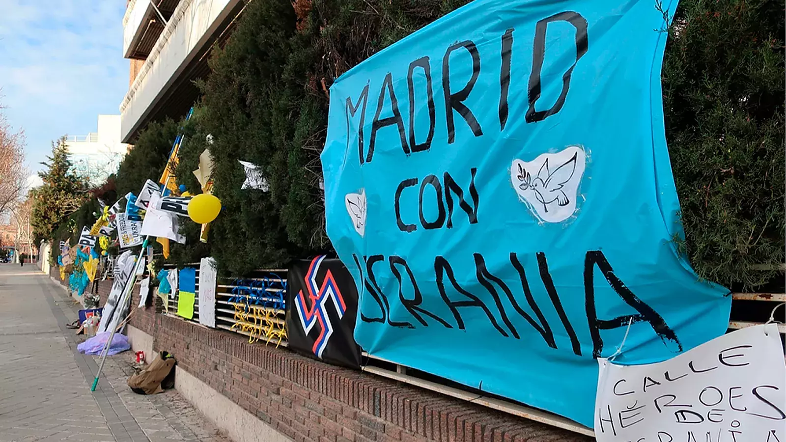 Un herido por carta explosiva en la Embajada de Ucrania en Madrid