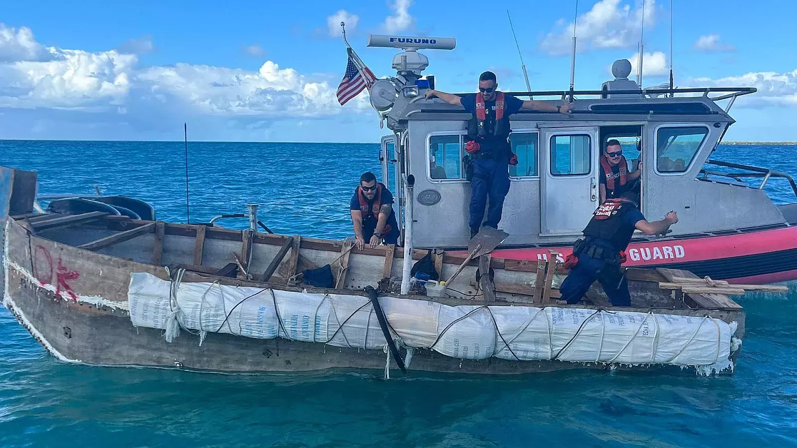 Guardacostas de EEUU confiscan embarcación de cubanos