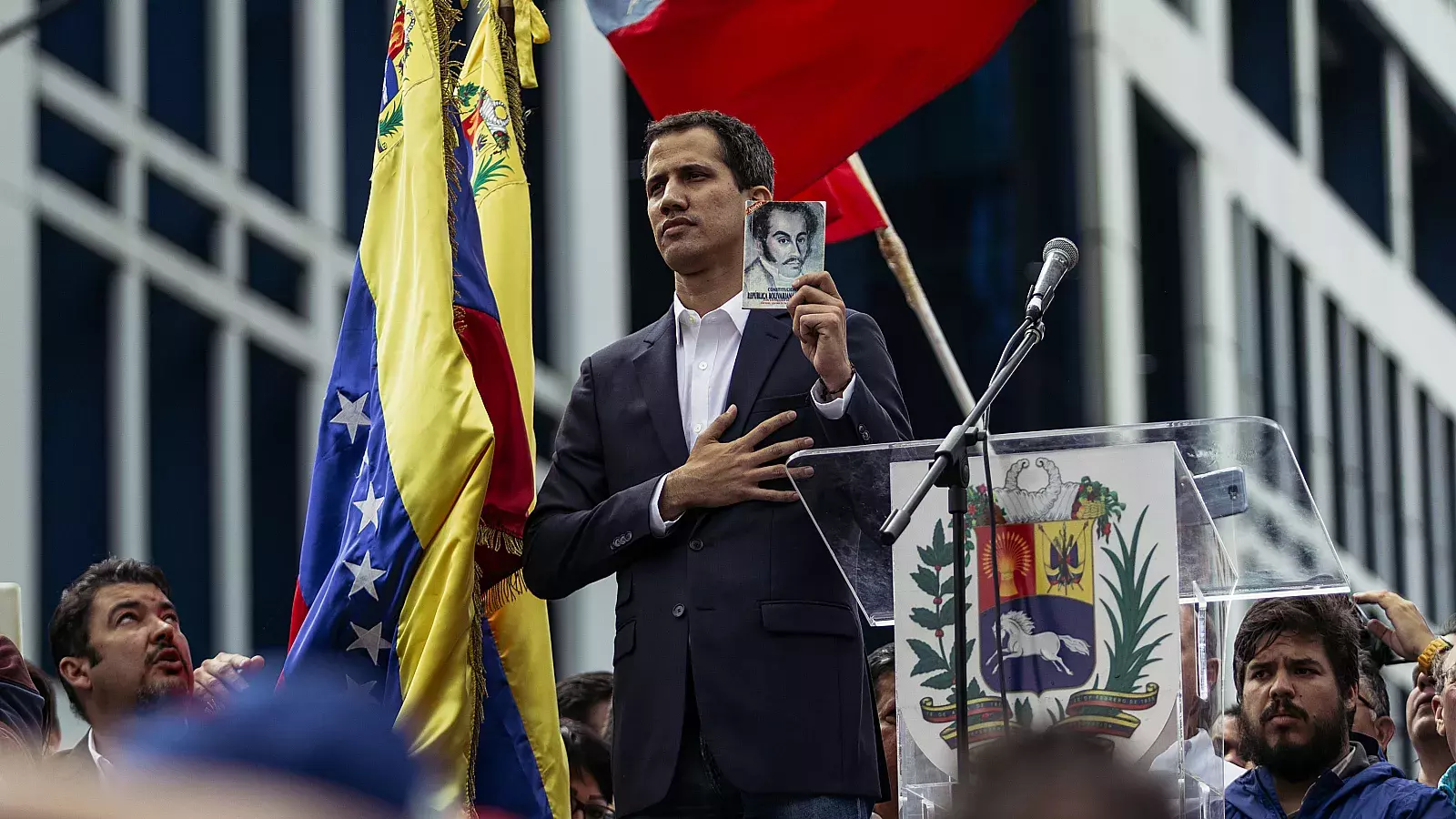 Venezuela: Aprueban la disolución del gobierno interino de Juan Guaidó