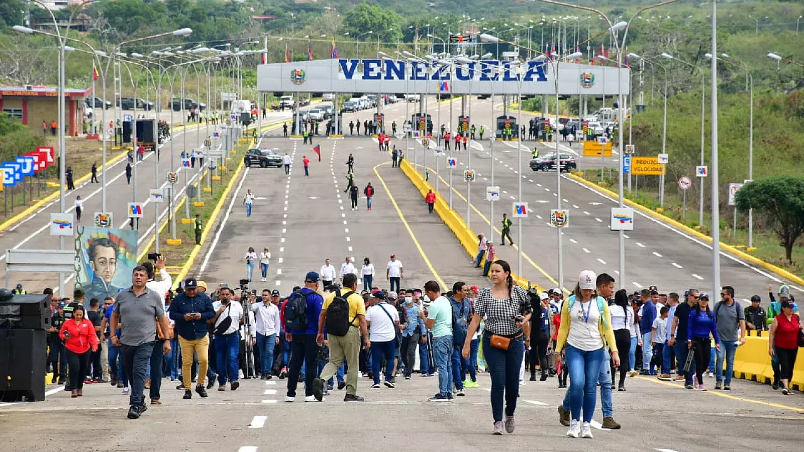 Colombia y Venezuela reabren por completo sus fronteras terrestres
