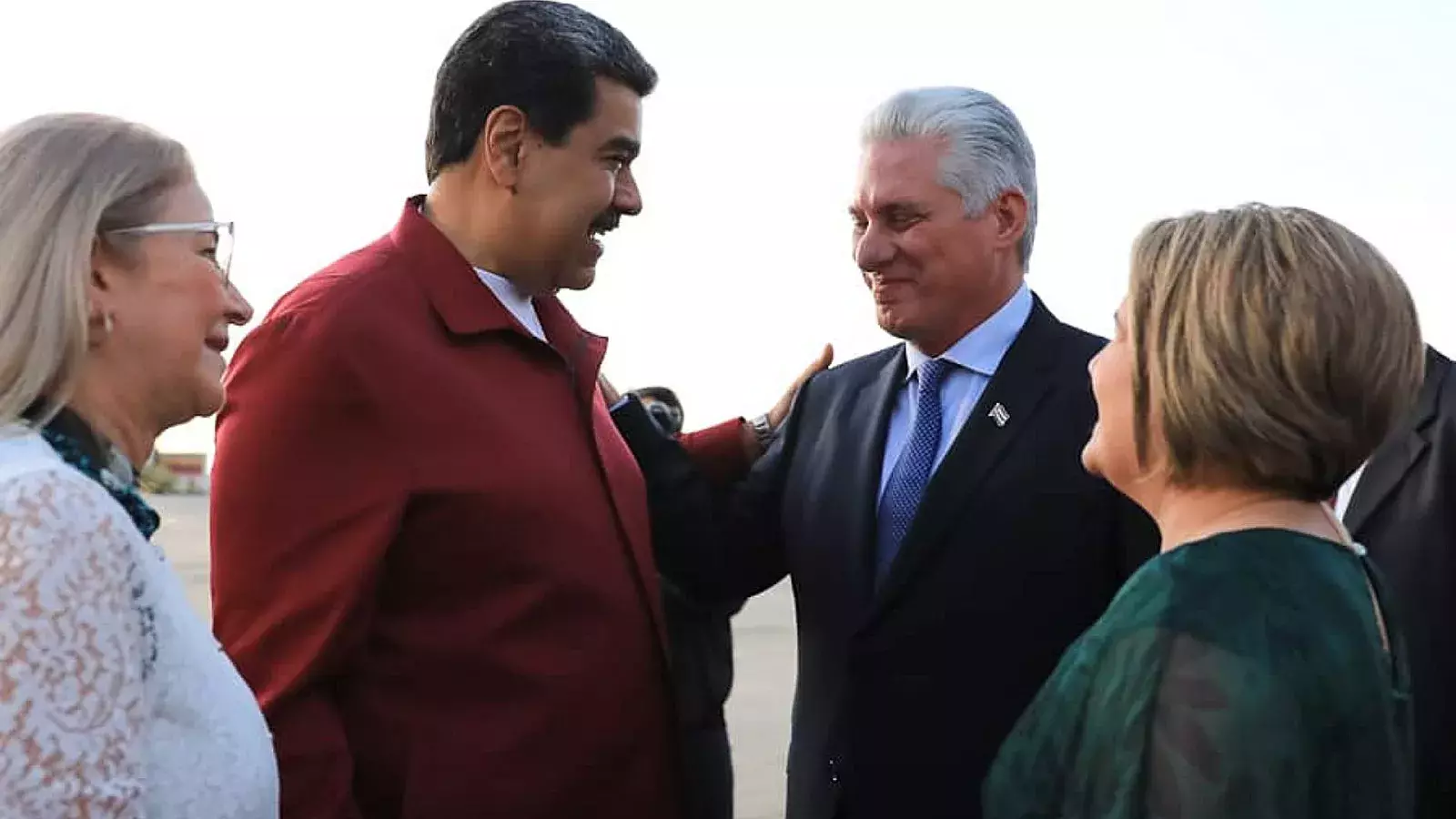 Presidencia confirmó una &quot;escala&quot; en Caracas, tras el viaje del gobernante a Argentina