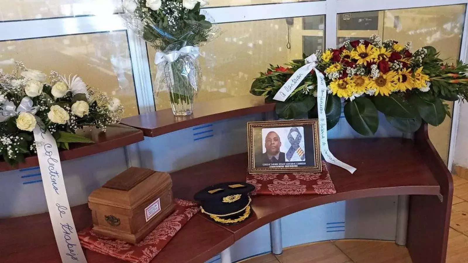 La empresa cubana publicó imágenes de un homenaje que sus trabajadores le realizaron al Capitán Lantaron Carrillo, pero no dieron detalles sobre su fallecimiento