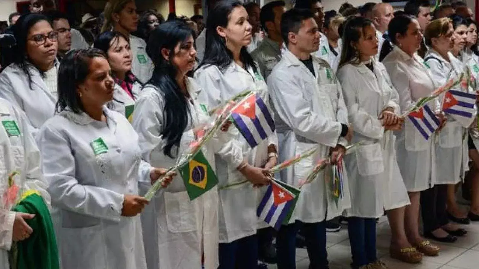 Brasil confirma que reanudará &quot;de inmediato&quot; programa Mais Médicos