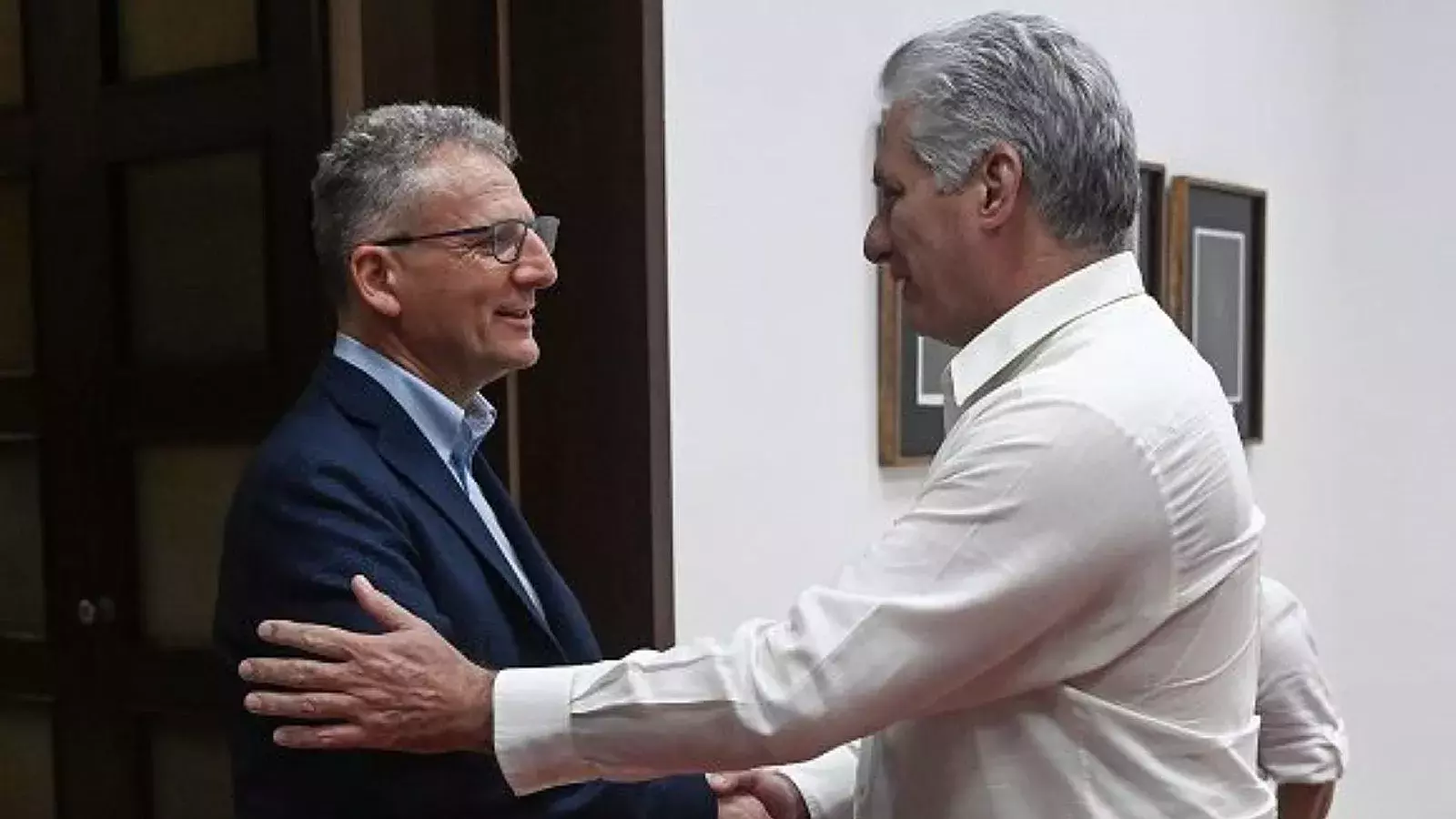 Díaz-Canel recibe a eurodiputado aliado del régimen de La Habana