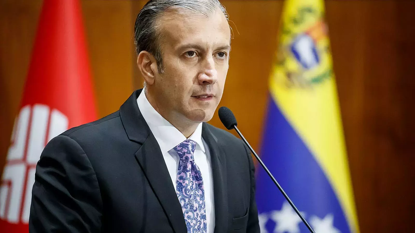 Renuncia el ministro de Petróleo de la dictadura de Venezuela ante denuncias de corrupción