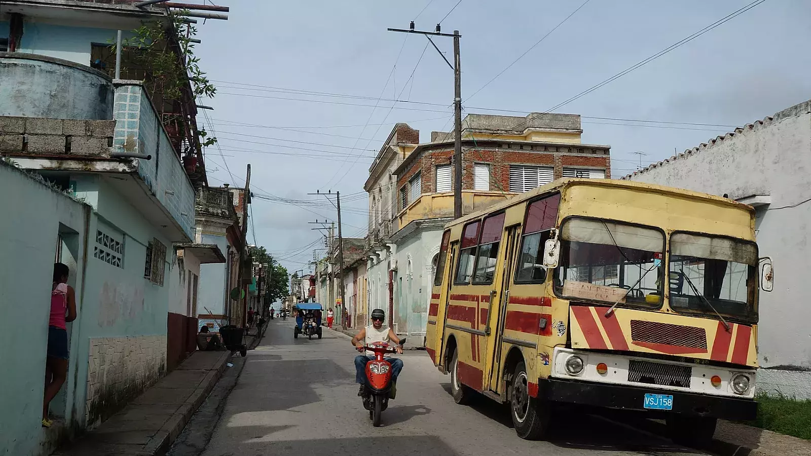 Típicas casas de una calle cubana
