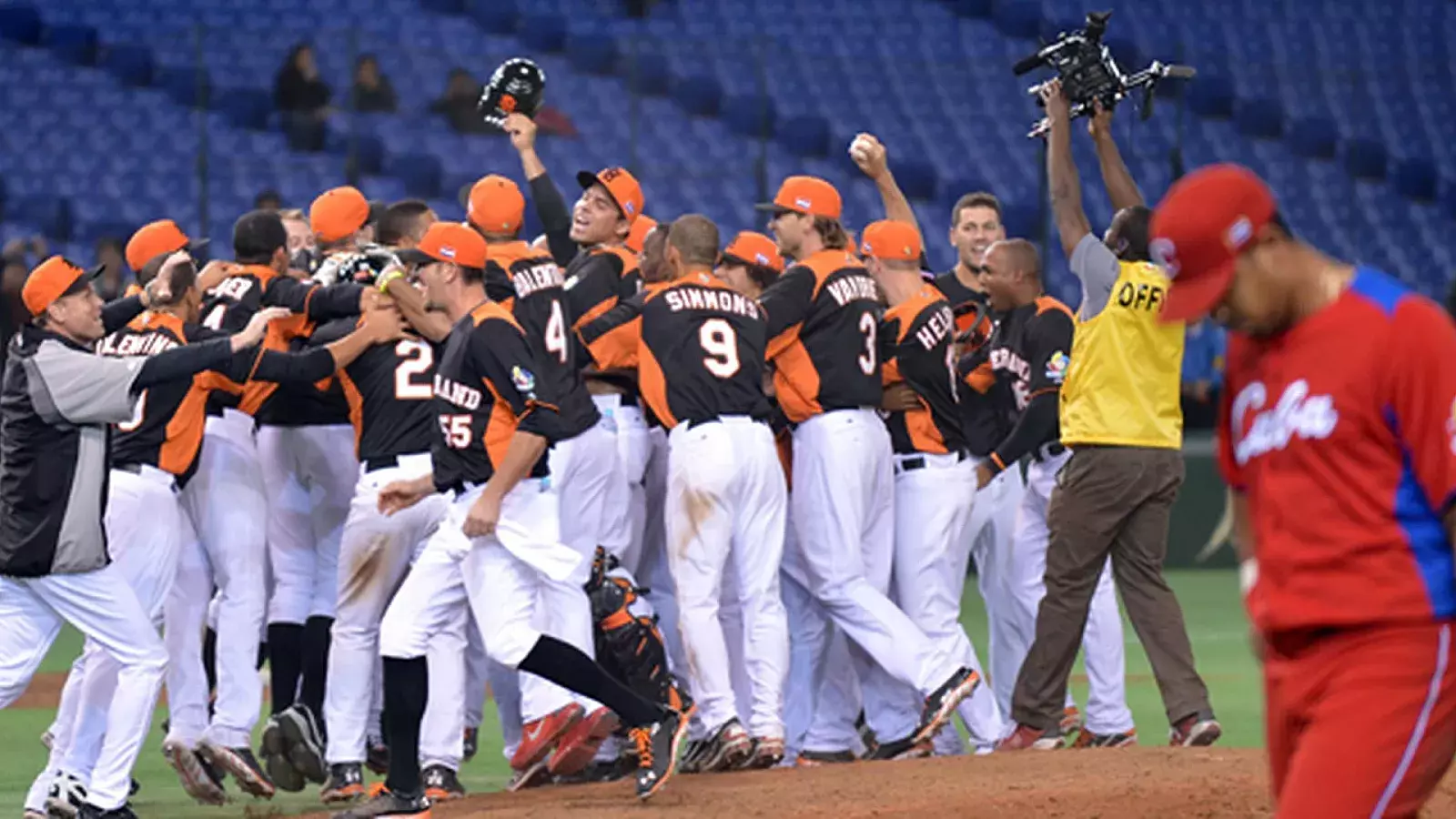 Cuba abre el Clásico hoy ante Holanda