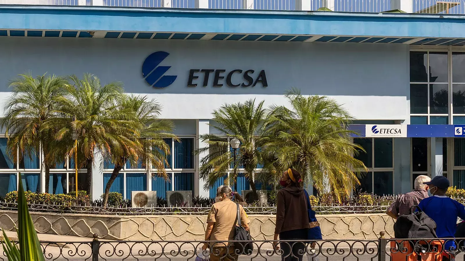 Etecsa anuncia &quot;mantenimiento&quot;