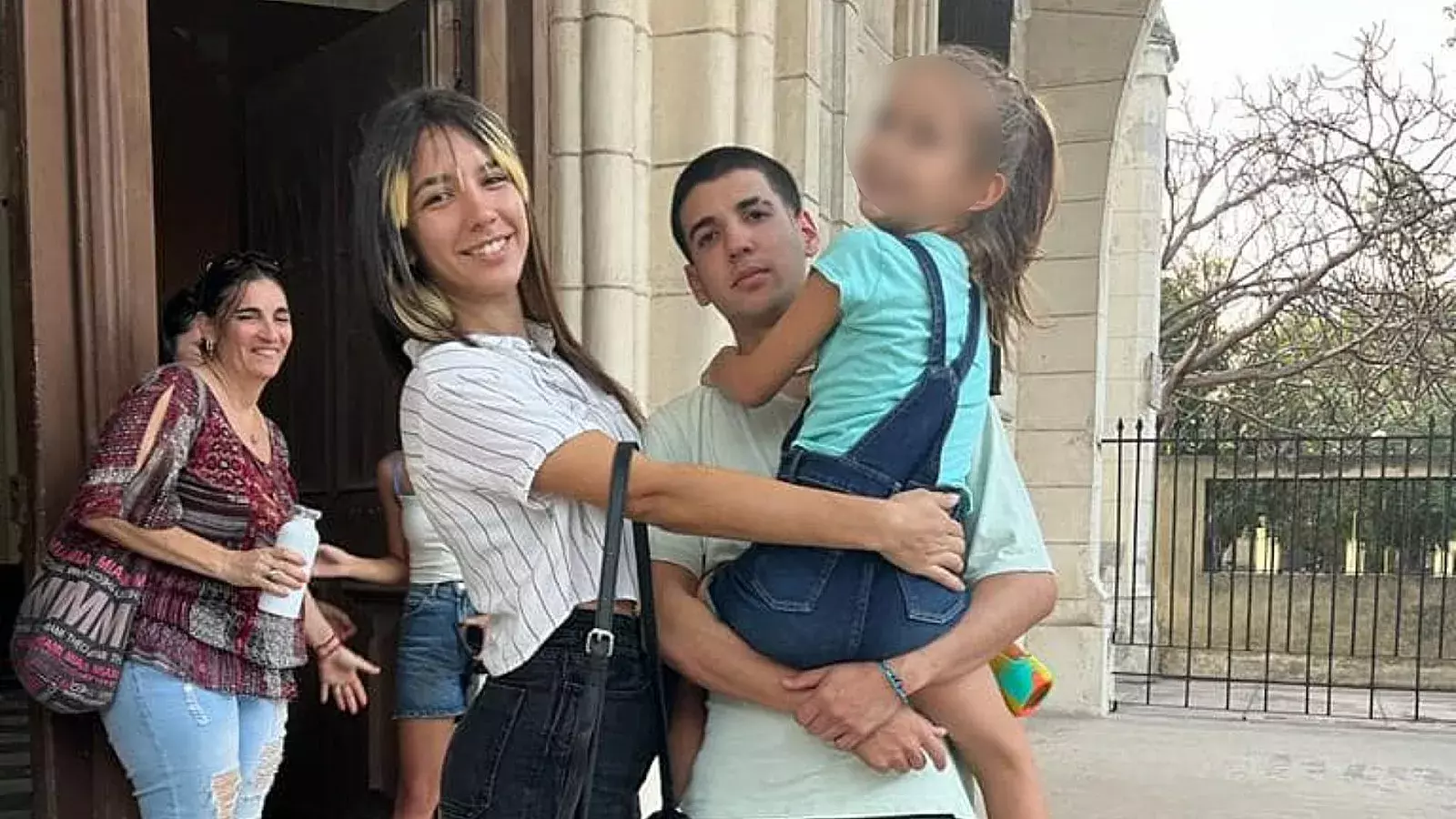Los dos hijos del actor cubano Frank Artola fueron liberados tras 6 meses de detención por protestar contra apagones
