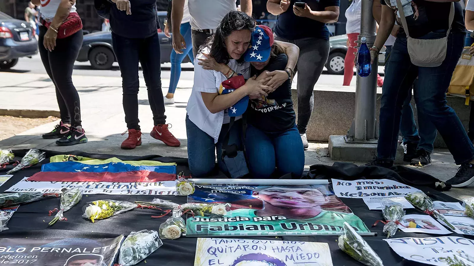 Venezuela: Padres de estudiantes asesinados en las protestas de 2017 piden "justicia verdadera"