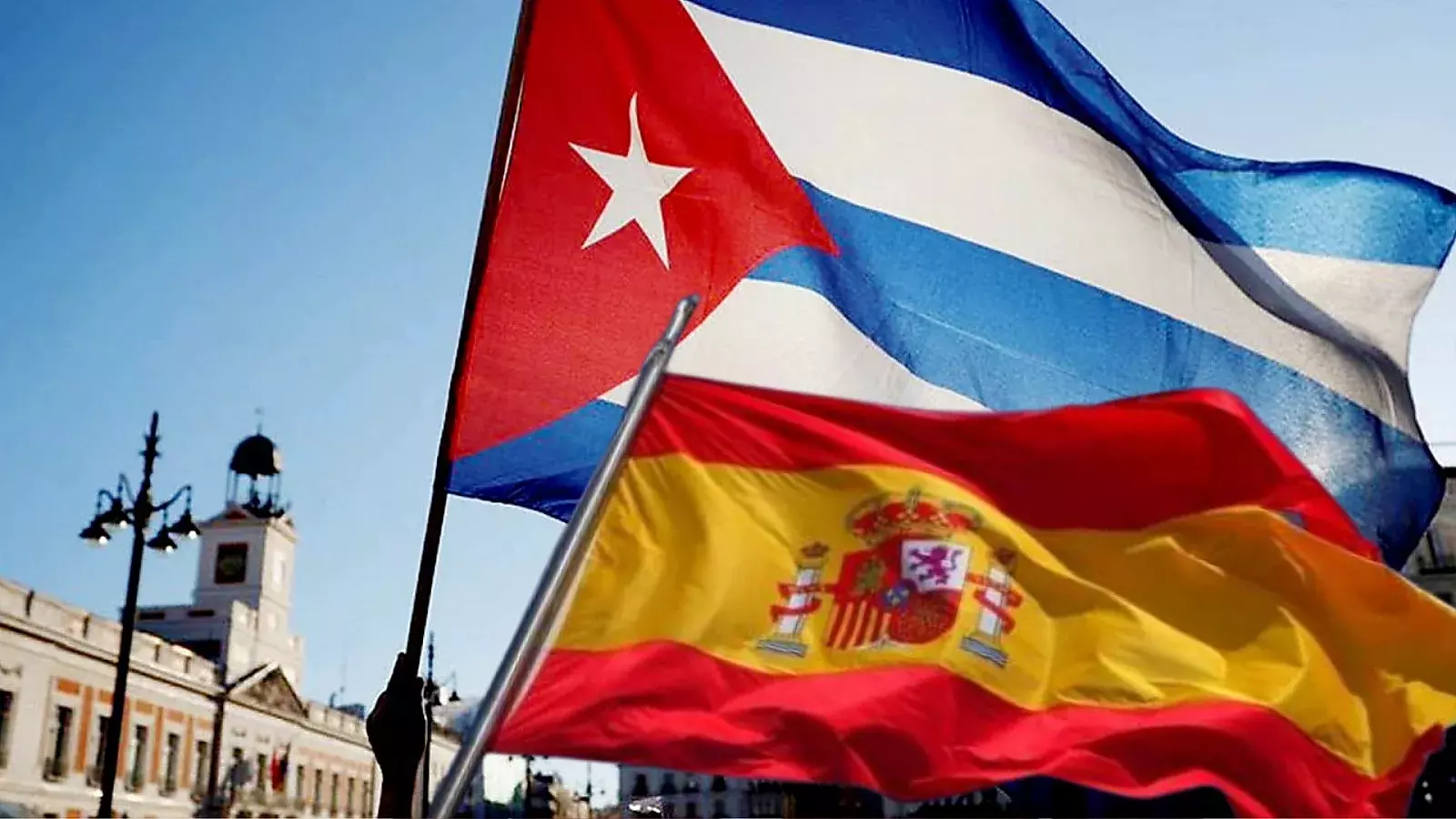 Cuba es el segundo país del mundo, fuera de España, donde más pasaportes se emiten