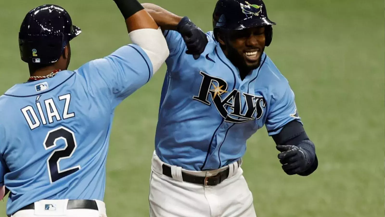 Yandy Díaz y Randy Arozarena, cubanos de los Rays de Tampa