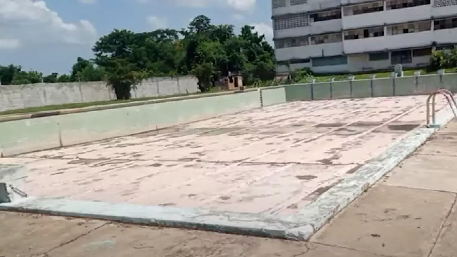 Instalaciones de escuela deportiva en Pinar del Río