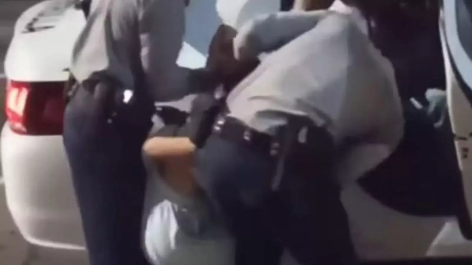 Violentyo arresto policial