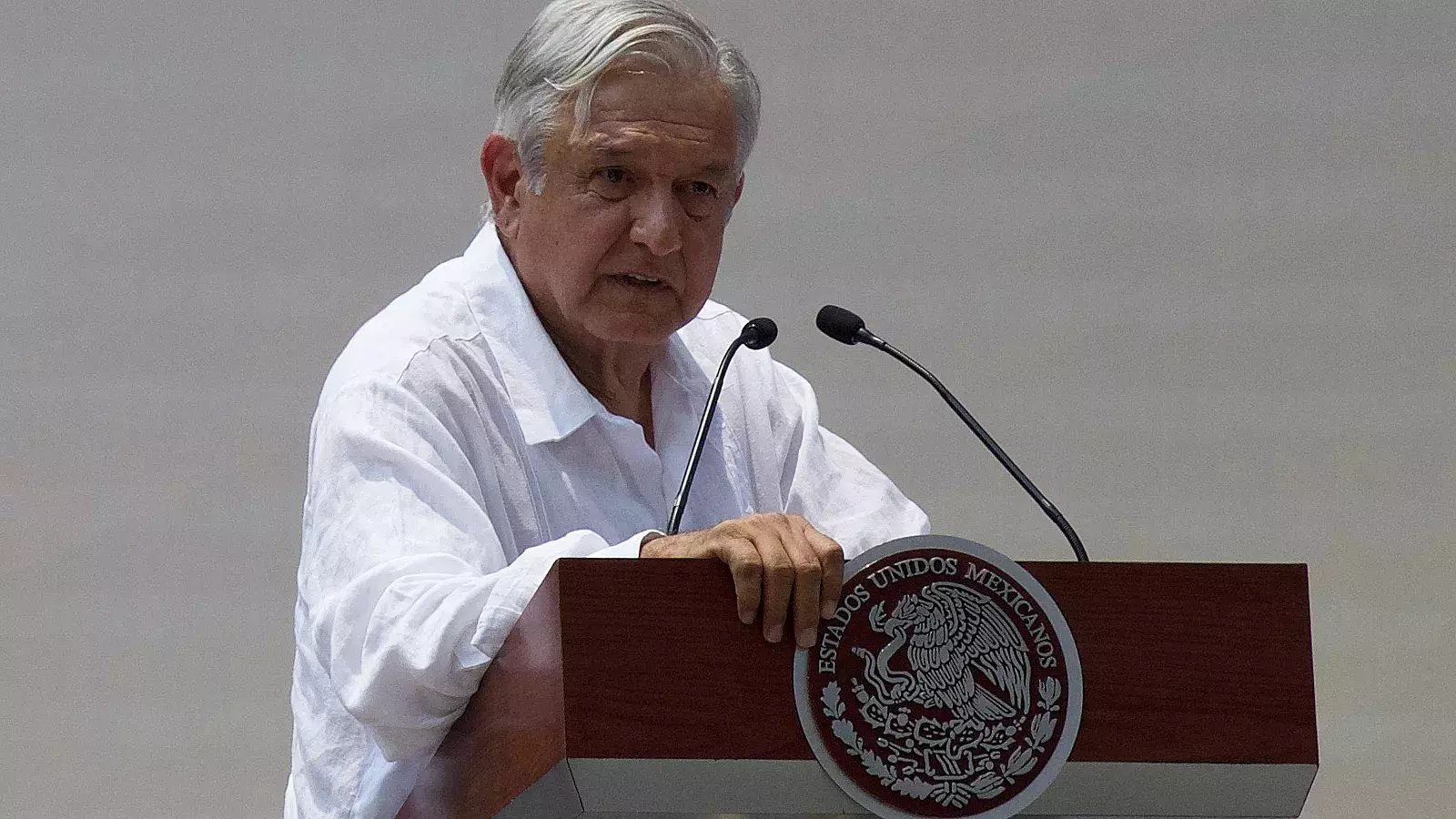 López Obrador niega que el narcotráfico use las remesas para lavar dinero desde EE.UU.